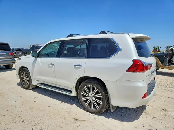 JTJDY7AX4L4314484 2020 LEXUS LX - Image 2