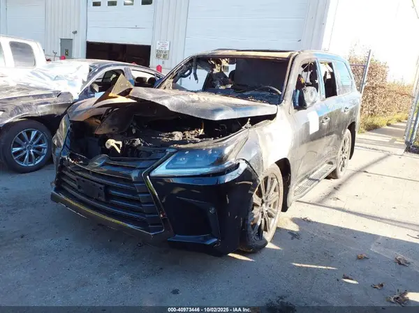 JTJDY7AX7M4333791 2021 LEXUS LX - Image 2