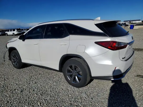 JTJDZKCA0J2001062 2018 LEXUS RX - Image 2