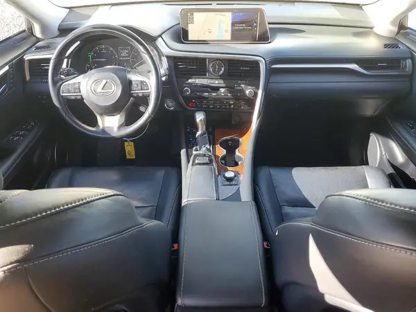 JTJDZKCA0J2001062 2018 LEXUS RX - Image 8