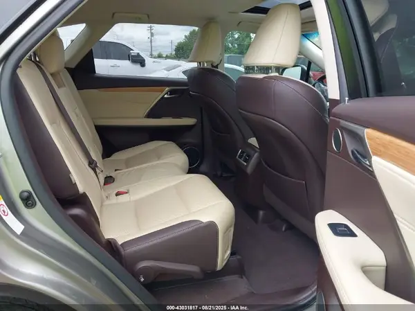 JTJDZKCA0J2001479 2018 LEXUS RX - Image 8