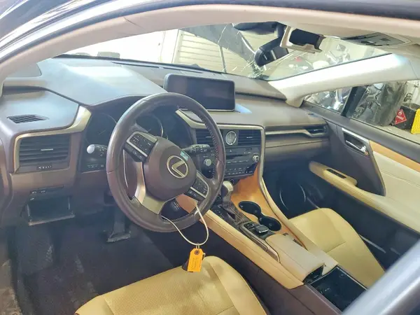 JTJDZKCA0K2017070 2019 LEXUS RX - Image 8