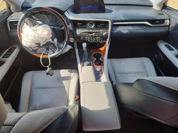 JTJDZKCA1J2002320 2018 LEXUS RX - Image 8