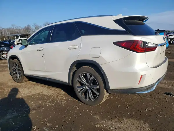 JTJDZKCA1K2021242 2019 LEXUS RX - Image 2