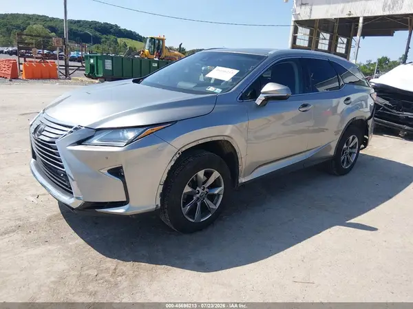 JTJDZKCA2J2000320 2018 LEXUS RX - Image 2