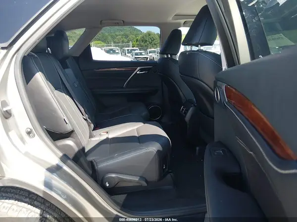 JTJDZKCA2J2000320 2018 LEXUS RX - Image 8