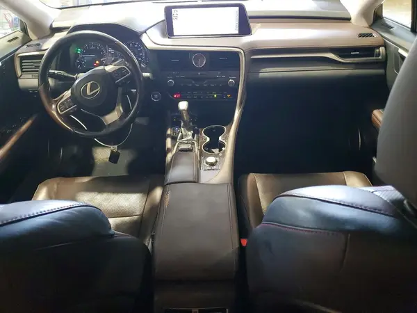 JTJDZKCA2J2001922 2018 LEXUS RX - Image 8