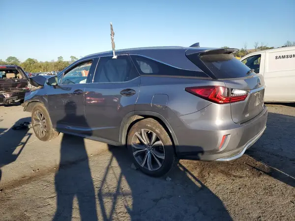 JTJDZKCA2J2002004 2018 LEXUS RX - Image 2