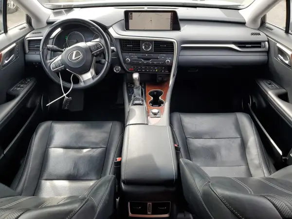 JTJDZKCA2K2017281 2019 LEXUS RX - Image 8