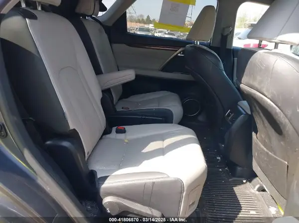 JTJDZKCA2K2018219 2019 LEXUS RX - Image 8