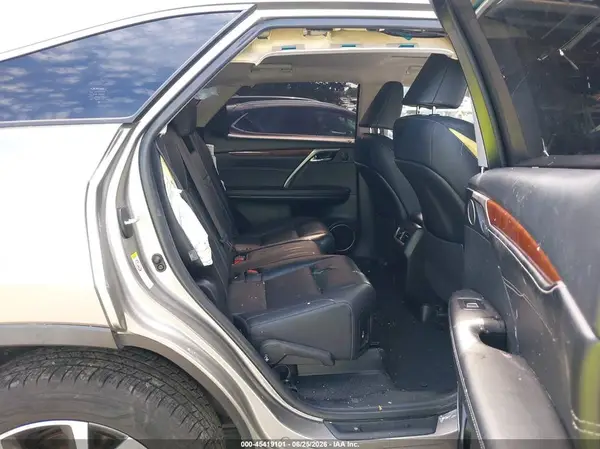 JTJDZKCA2K2019127 2019 LEXUS RX - Image 8