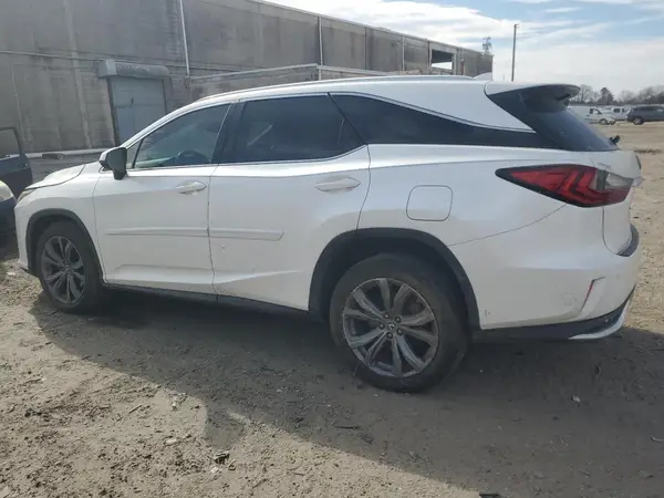 JTJDZKCA3J2000391 2018 LEXUS RX - Image 2