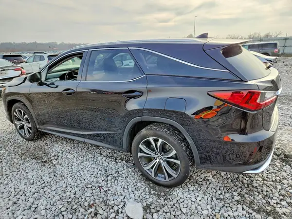 JTJDZKCA3J2001282 2018 LEXUS RX - Image 2
