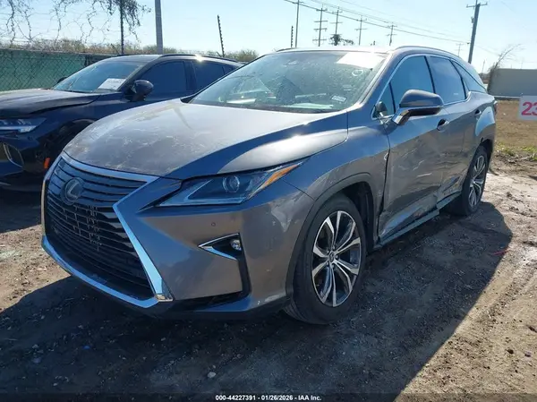 JTJDZKCA3J2005784 2018 LEXUS RX - Image 2