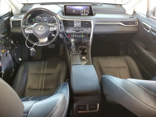 JTJDZKCA4K2015290 2019 LEXUS RX - Image 8