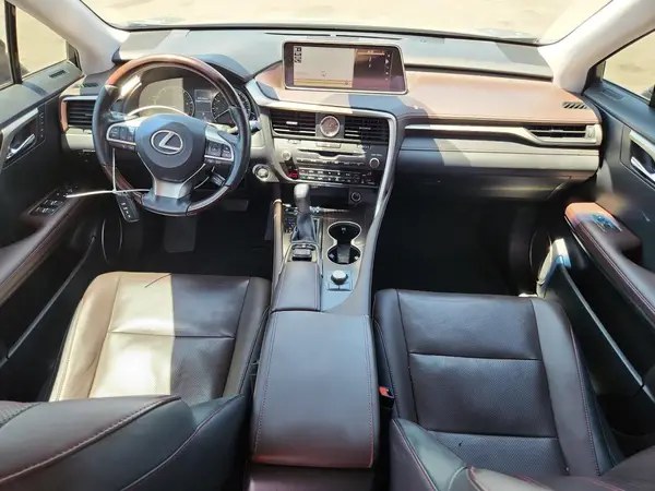 JTJDZKCA4K2019484 2019 LEXUS RX - Image 8