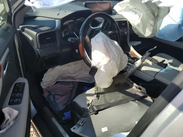 JTJDZKCA5J2002191 2018 LEXUS RX - Image 8