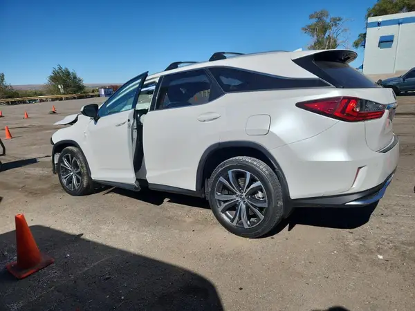 JTJDZKCA5J2008606 2018 LEXUS RX - Image 2