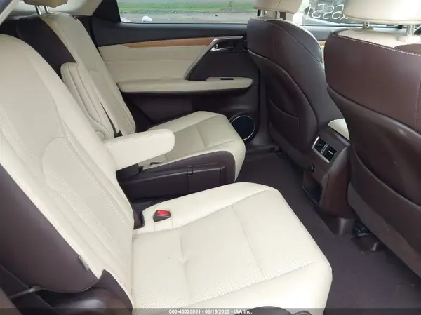 JTJDZKCA5J2010694 2018 LEXUS RX - Image 8