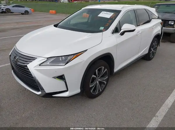 JTJDZKCA5K2018635 2019 LEXUS RX - Image 2