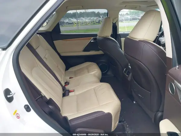JTJDZKCA6J2001020 2018 LEXUS RX - Image 8