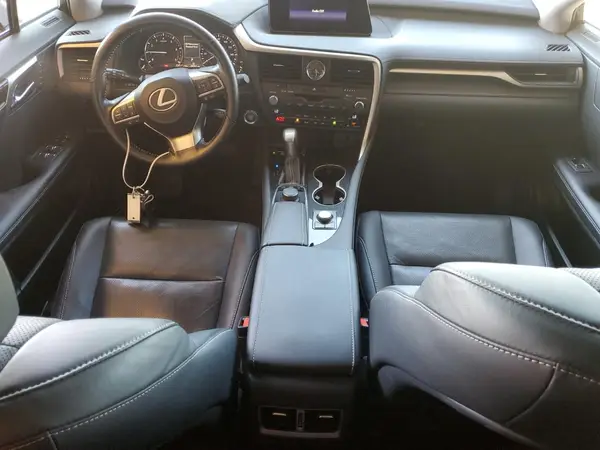 JTJDZKCA6J2006718 2018 LEXUS RX - Image 8