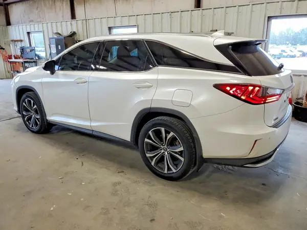 JTJDZKCA6J2011093 2018 LEXUS RX - Image 2