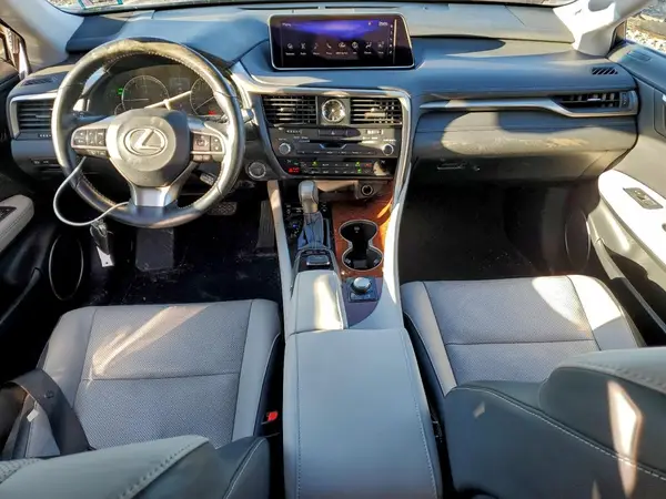 JTJDZKCA6K2016215 2019 LEXUS RX - Image 8
