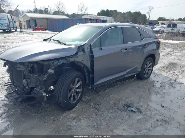 JTJDZKCA7J2005416 2018 LEXUS RX - Image 2
