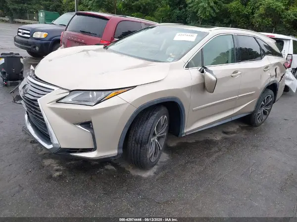 JTJDZKCA7J2007523 2018 LEXUS RX - Image 2