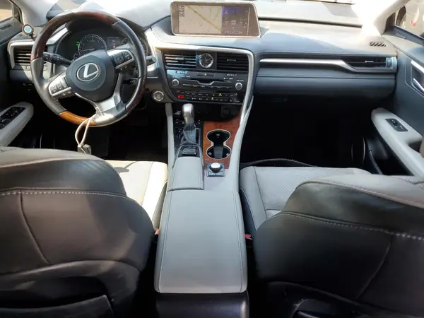 JTJDZKCA7J2008865 2018 LEXUS RX - Image 8