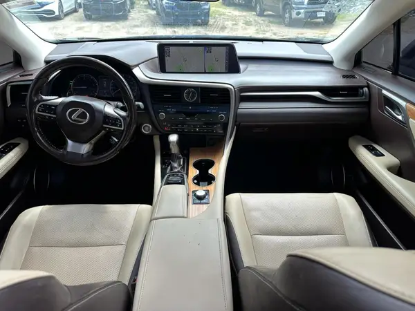 JTJDZKCA7J2009109 2018 LEXUS RX - Image 8