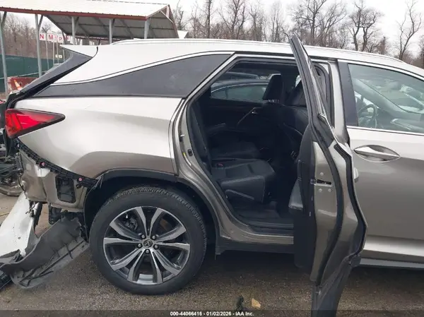 JTJDZKCA7K2018099 2019 LEXUS RX - Image 8
