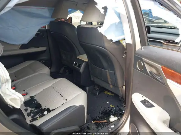 JTJDZKCA8J2001116 2018 LEXUS RX - Image 8
