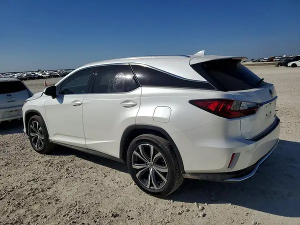 JTJDZKCA8J2002847 2018 LEXUS RX - Image 2