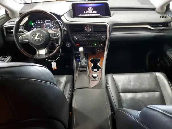 JTJDZKCA8J2002900 2018 LEXUS RX - Image 8