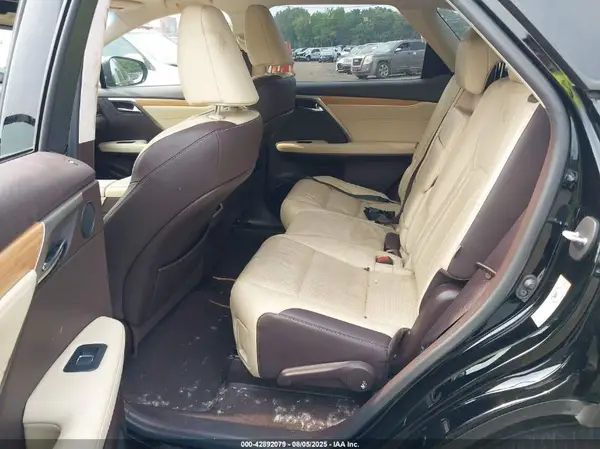 JTJDZKCA8J2005005 2018 LEXUS RX - Image 8