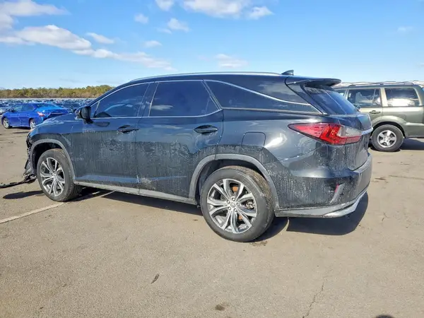 JTJDZKCA8J2007420 2018 LEXUS RX - Image 2