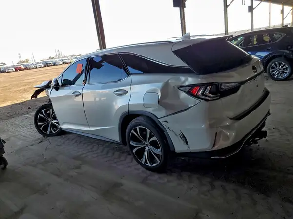 JTJDZKCA8J2009572 2018 LEXUS RX - Image 2