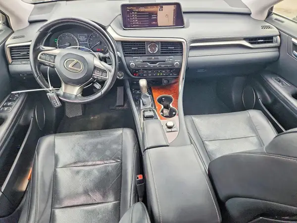 JTJDZKCA9J2007720 2018 LEXUS RX - Image 8