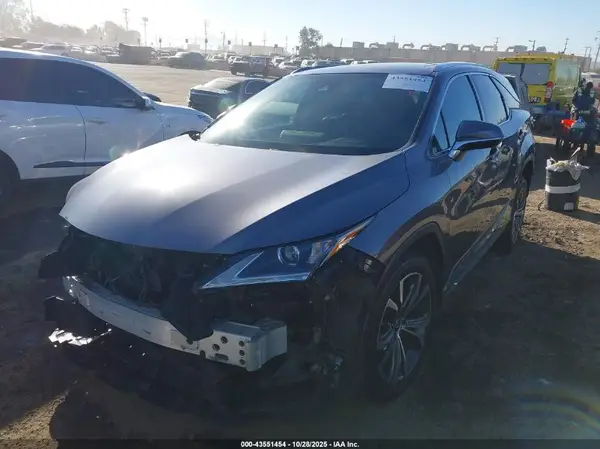JTJDZKCA9K2016113 2019 LEXUS RX - Image 2