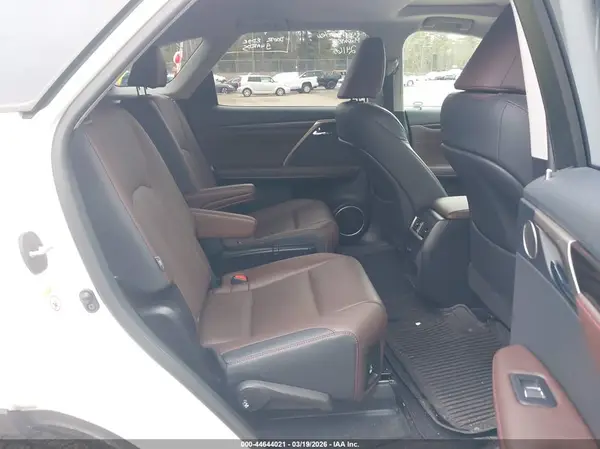 JTJDZKCA9K2016323 2019 LEXUS RX - Image 8