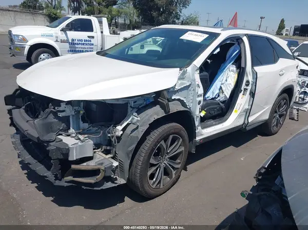 JTJDZKCA9K2021005 2019 LEXUS RX - Image 2