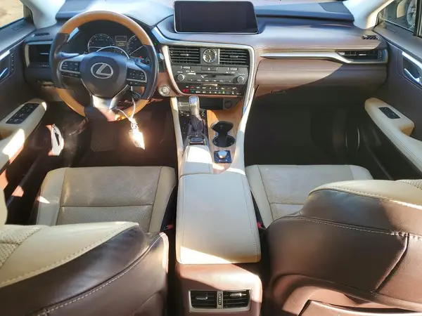 JTJDZKCAXJ2006818 2018 LEXUS RX - Image 8