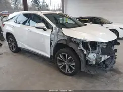 JTJDZKCAXJ2008276 2018 LEXUS RX