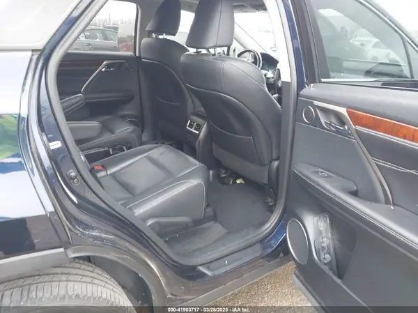 JTJDZKCAXJ2009962 2018 LEXUS RX - Image 8