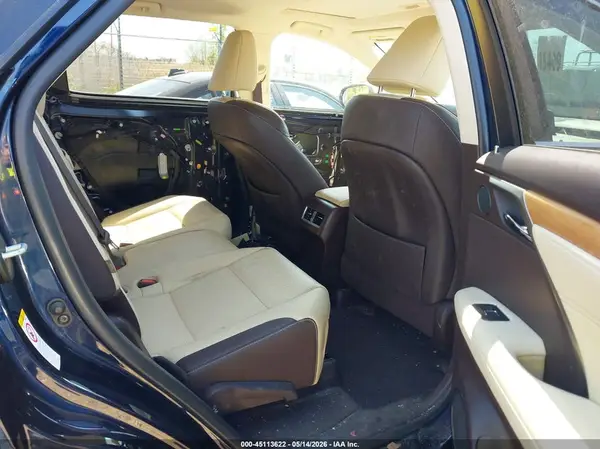 JTJDZKCAXJ2011517 2018 LEXUS RX - Image 8