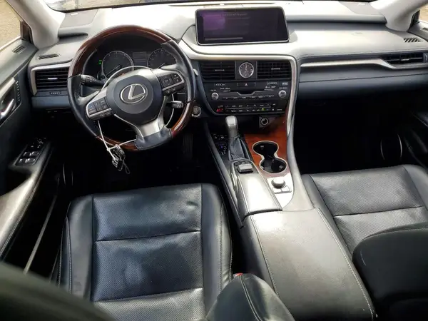 JTJDZKCAXK2020705 2019 LEXUS RX - Image 8