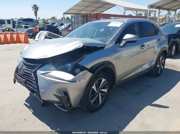 JTJGARBZ5L5007476 2020 LEXUS NX - Image 2