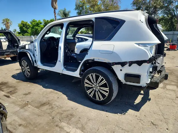 JTJGB7CX0S4082413 2025 LEXUS LX - Image 2